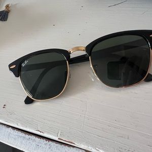Never worn Ray Ban Clubmasters